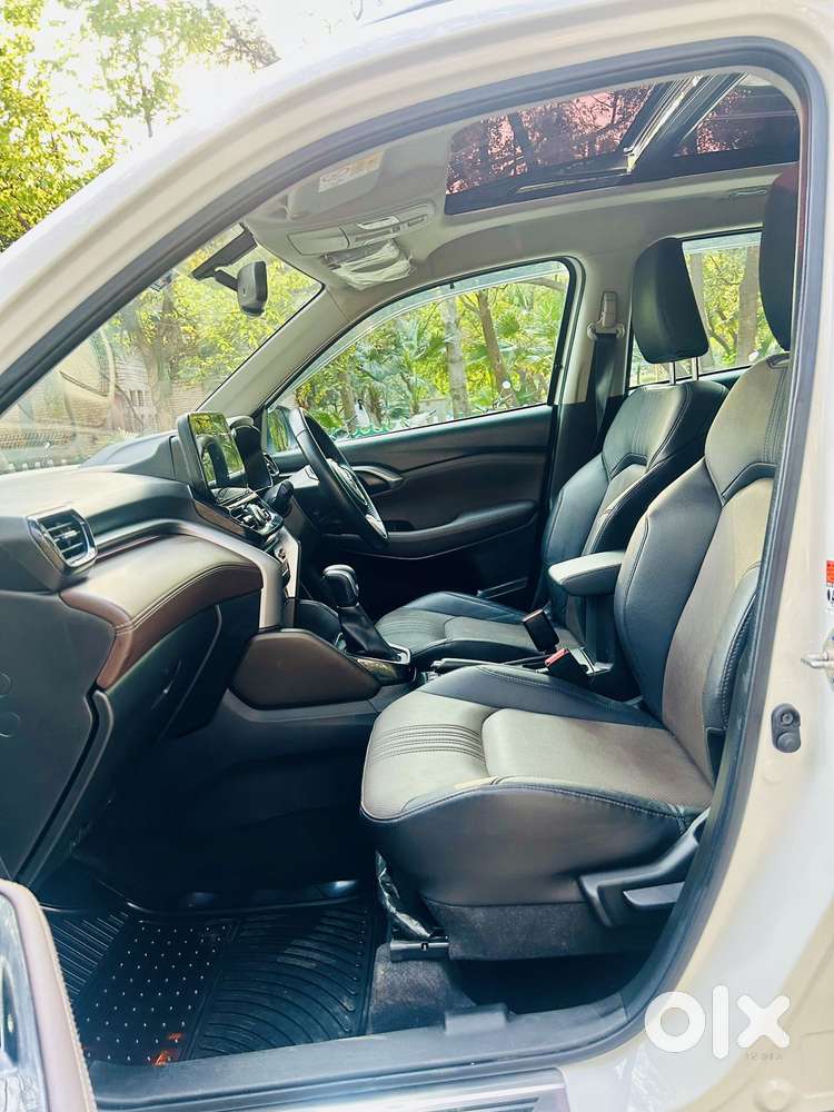 Toyota Urban Cruiser Hyryder V Hybrid Aero Edition, 2023, Petrol