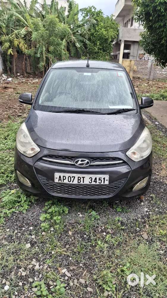 Hyundai I10 Sportz Petrol 2013