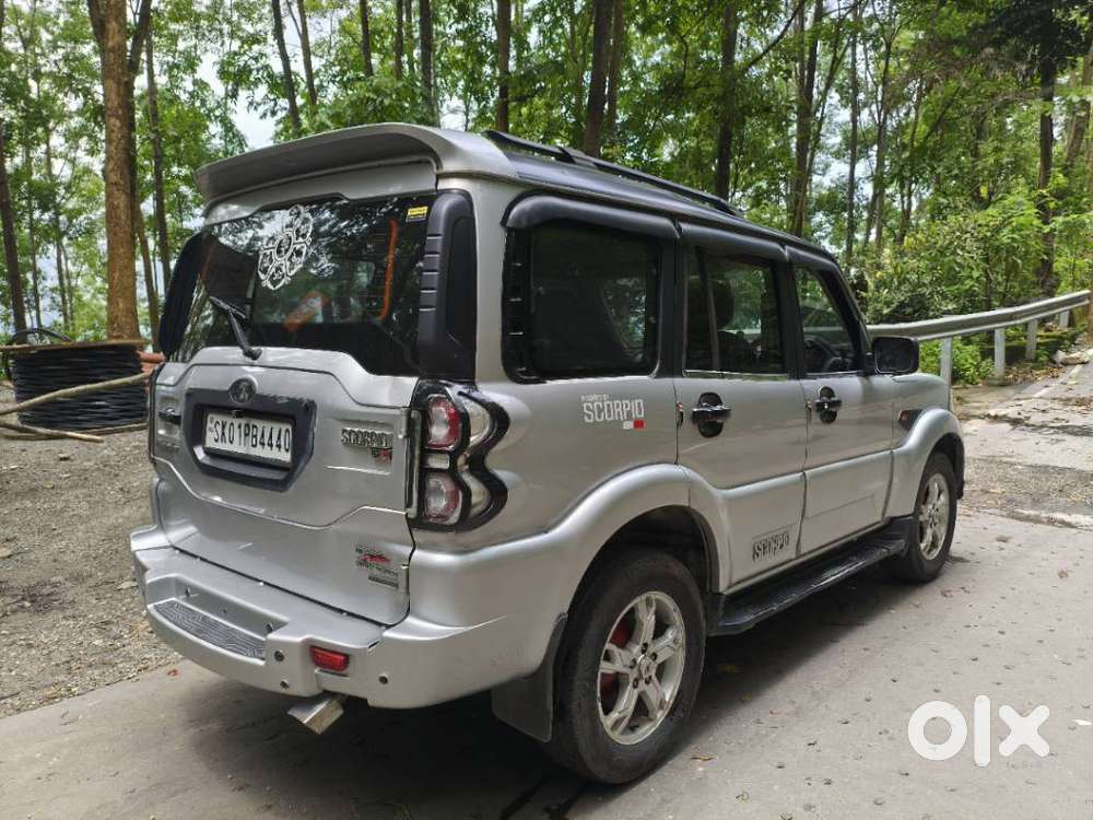 Mahindra Scorpio S10 8 Seater, 2016, Diesel