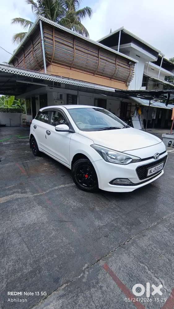 Hyundai I20 2017 Petrol 56600 Km Driven