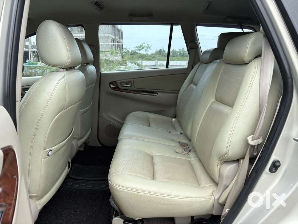 Toyota Innova 2.5 Vx 8 Str, 2013, Diesel