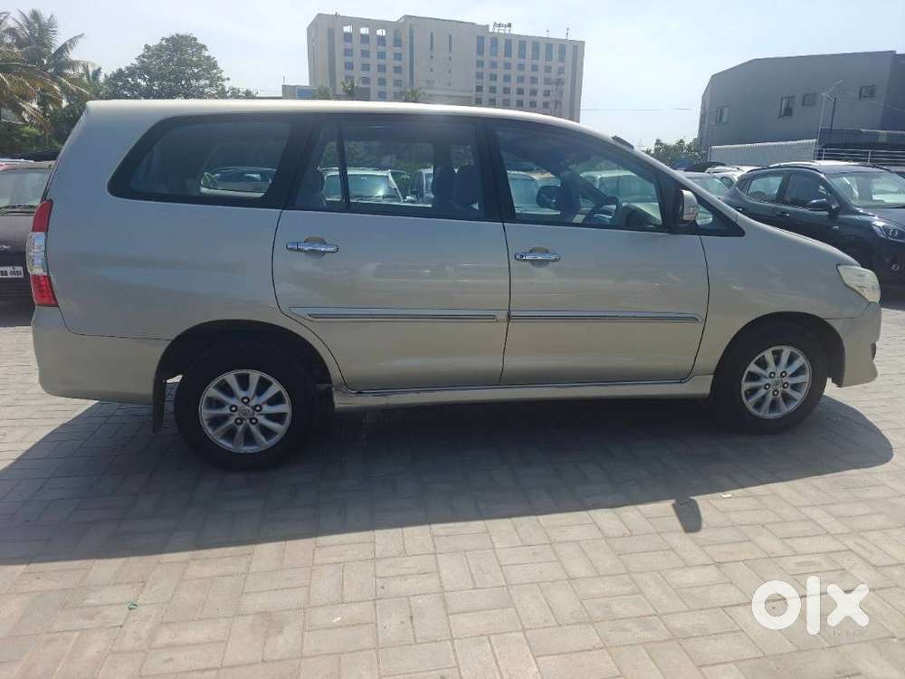 Toyota Innova 2.5 V 7 Str, 2012, Diesel