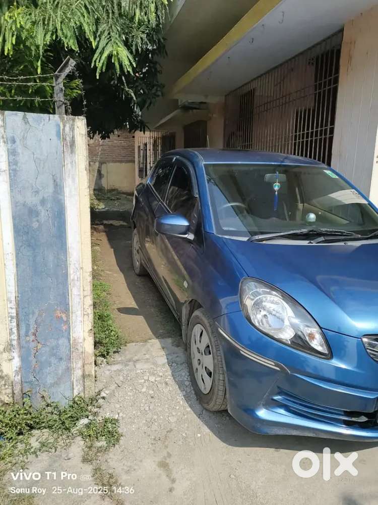 Honda Amaze 2015 Petrol 90000 Km Driven