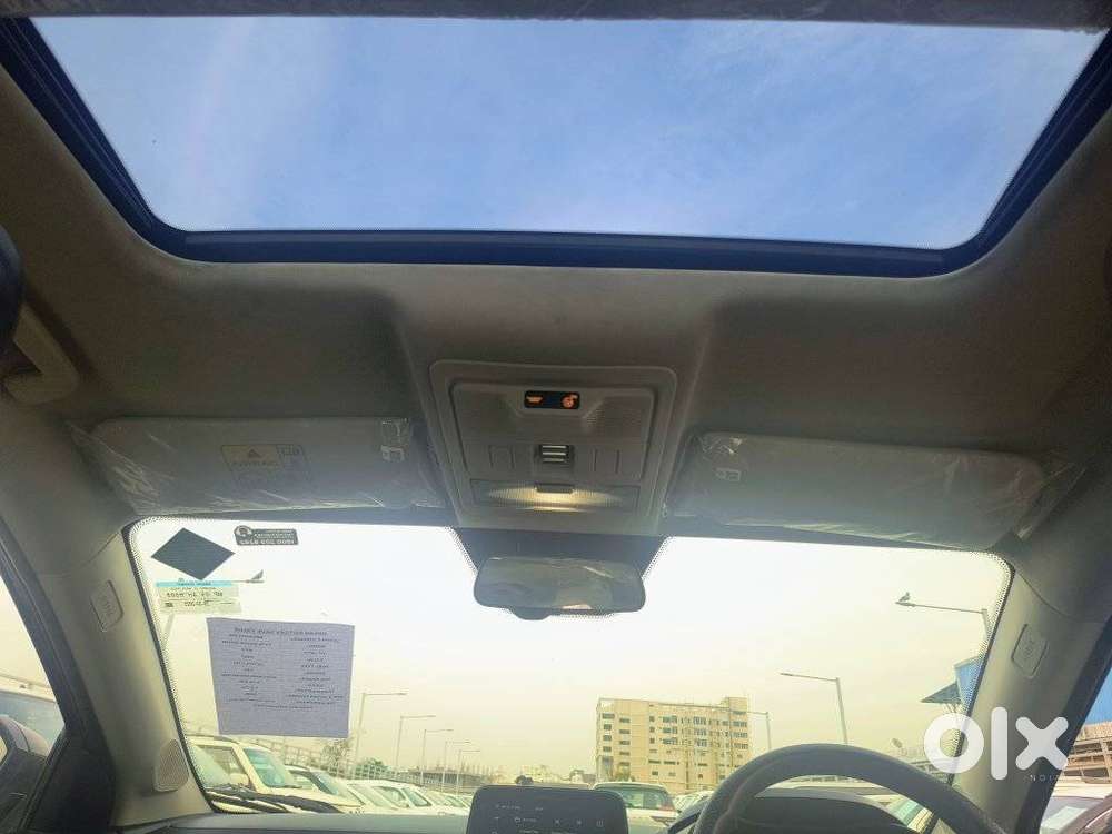 Tata Nexon Smart Plus1.2 Revotron Petrol 5 Mt, 2025, Cng & Hybrids