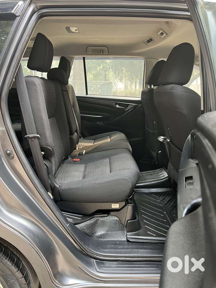 Toyota Innova Crysta