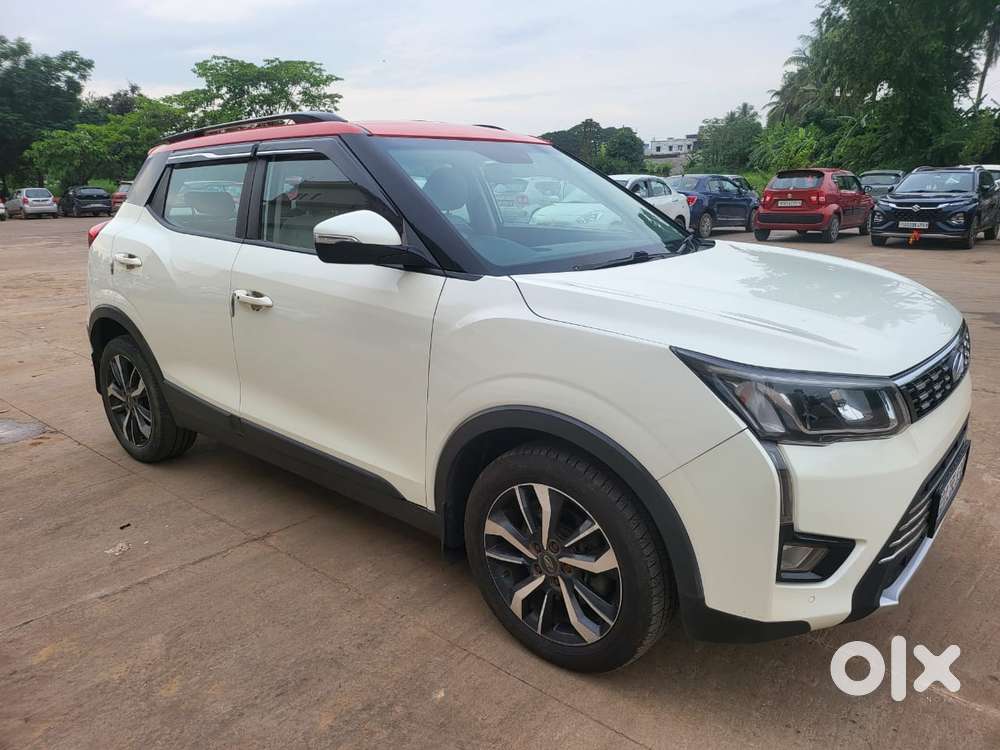 Mahindra Xuv300 W8 Option Dual Tone Diesel, 2020, Diesel