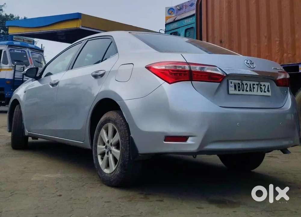 Toyota Corolla Altis 2014