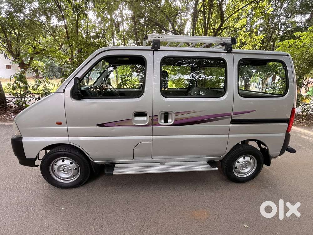 Maruti Suzuki Eeco 5 STR AC (O), 2015, Petrol