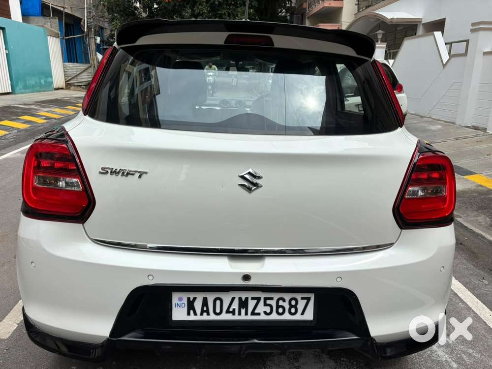 Maruti Suzuki Swift Vxi + Manual, 2021, Petrol