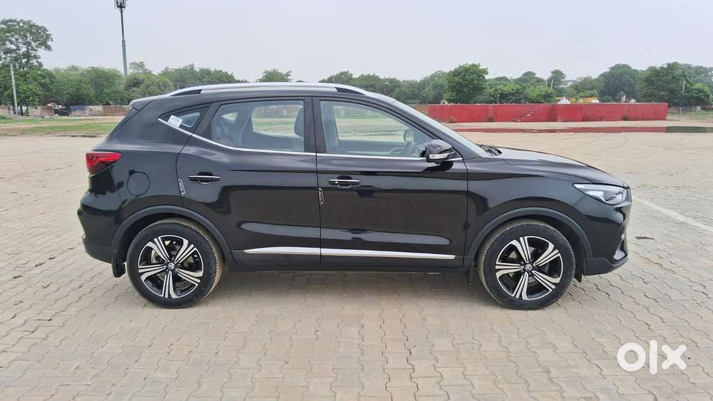 Mg Astor 1.5 Savvy Cvt S Red, 2022