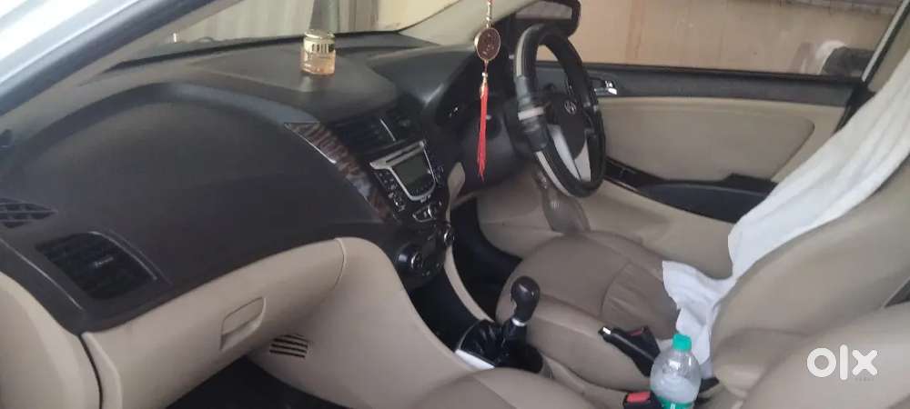 Nice Car Good Performance In Long Drive Good Malige 22 To 24