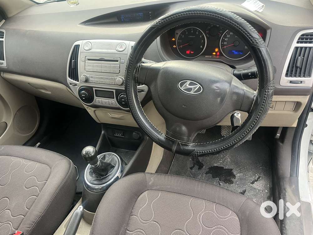 Hyundai I20 Petrol Cvt Magna Executive, 2011, Petrol