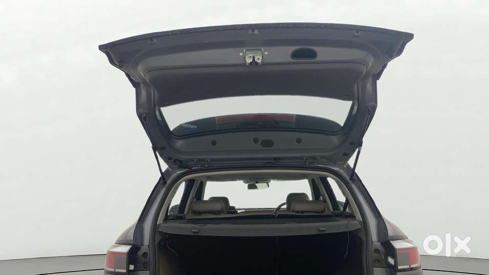 Hyundai Creta 1.5 Sx (o) Ivt Petrol, 2025, Petrol