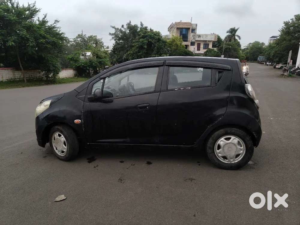 Chevrolet Beat Petrol 2010