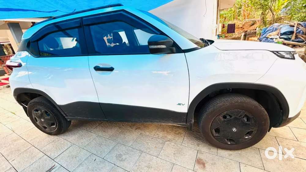 Tata Punch Ev 2025 Electric 14000 Km Driven