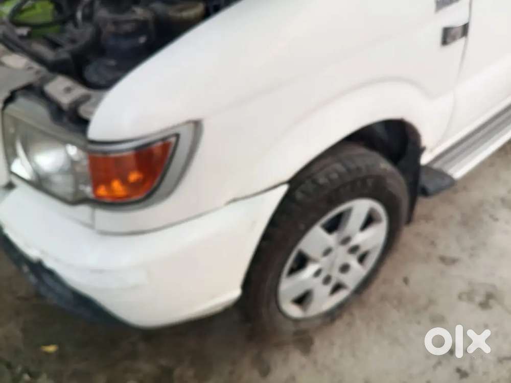 Chevrolet Tavera Neo 2013 Diesel 290000 Km Driven