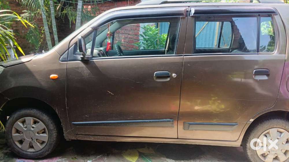 Maruti Suzuki Wagon R Lxi 2013br01 Patna-first Owner-rc Valid Till 202