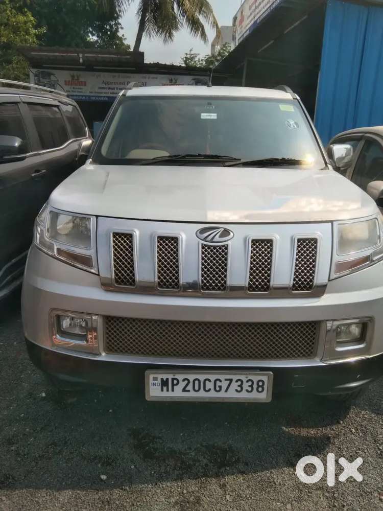 Mahindra Tuv 300 2017