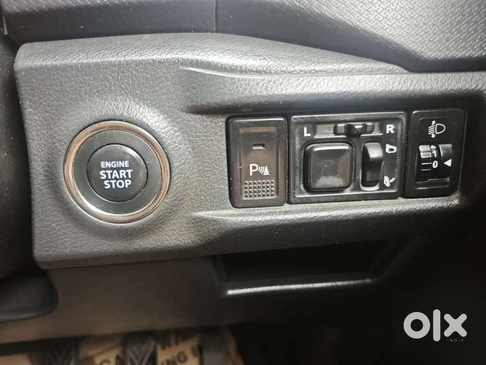 Maruti Suzuki Vitara Brezza 2016 Dual Tone