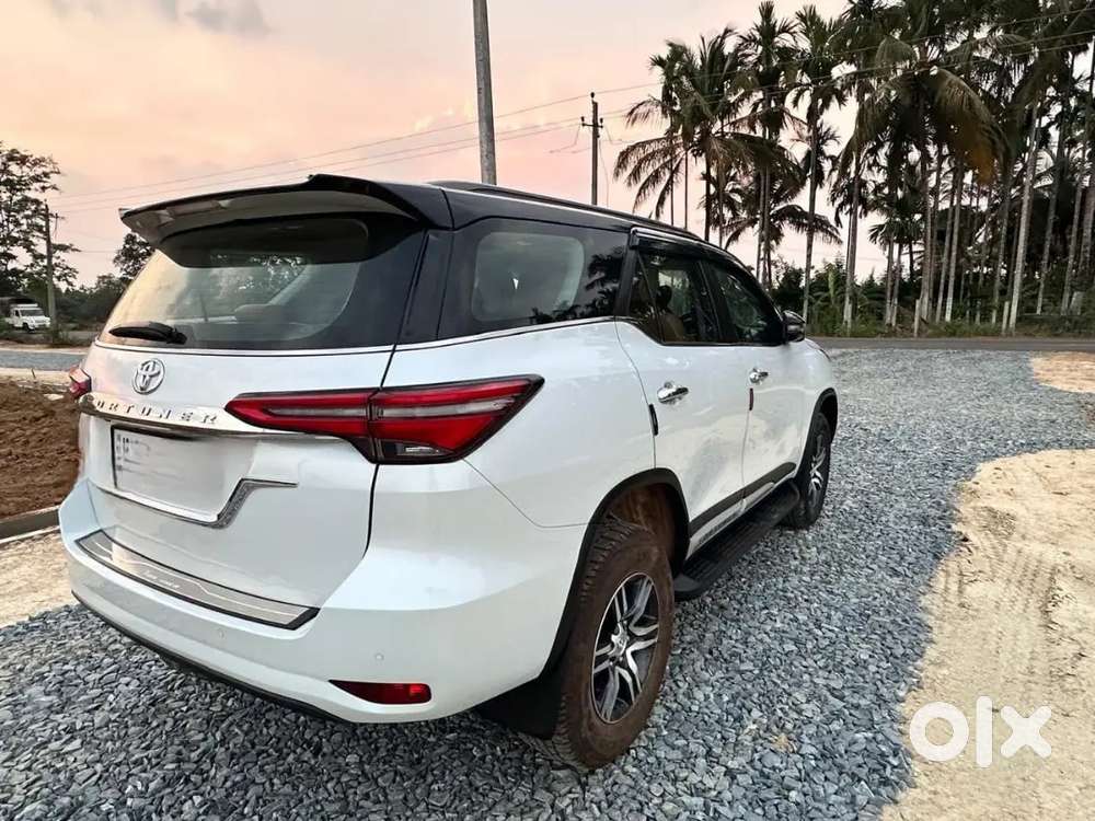 Toyota Fortuner 2024 Diesel 42000 Km Driven