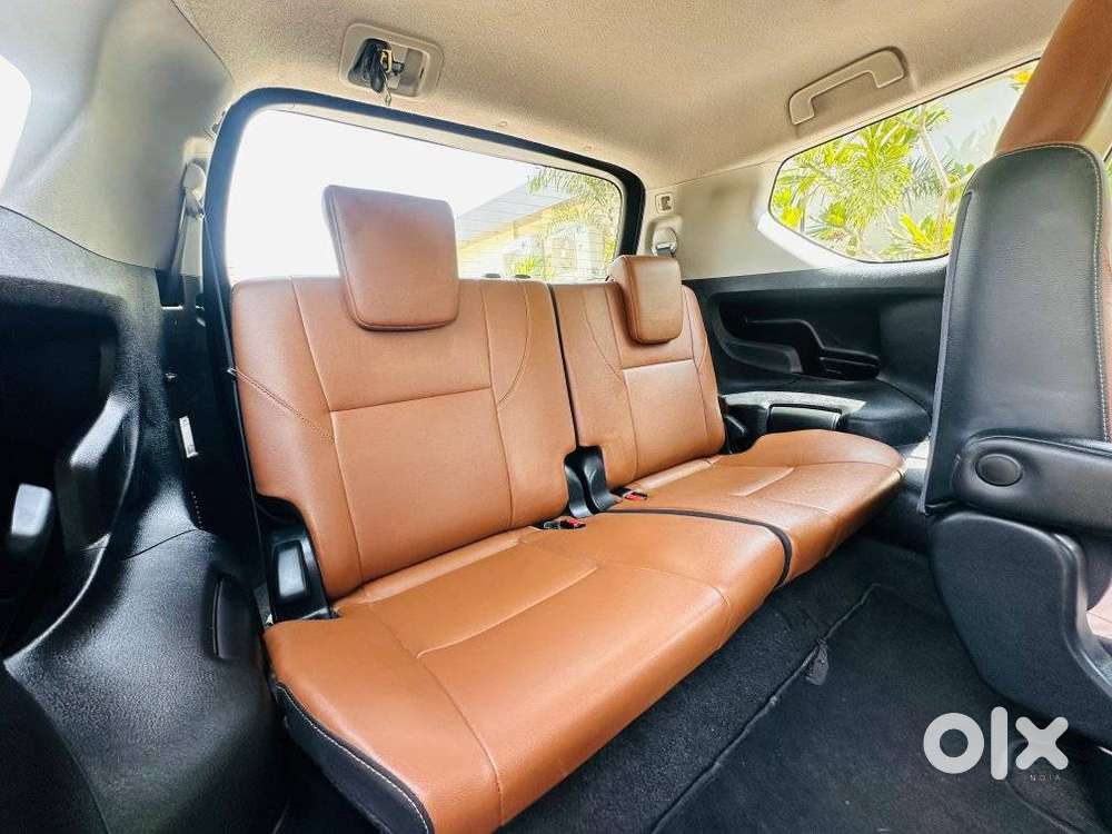 Toyota Innova Crysta 2.8z Automatic, 2017, Diesel