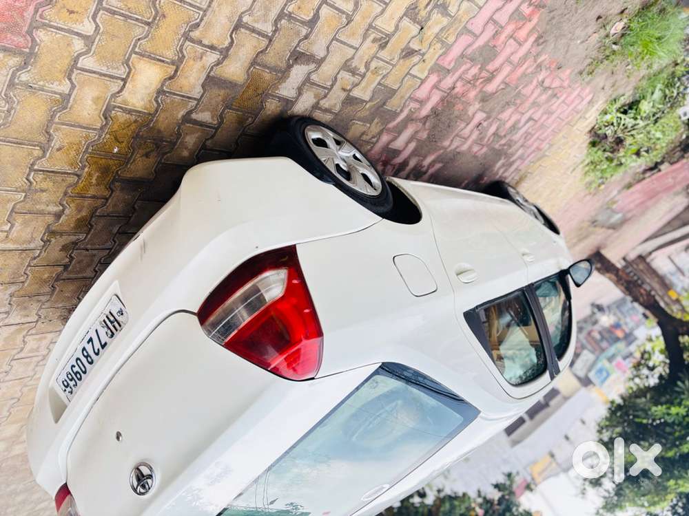 Toyota Etios Cross 2014 Cng & Hybrids 103589 Km Driven