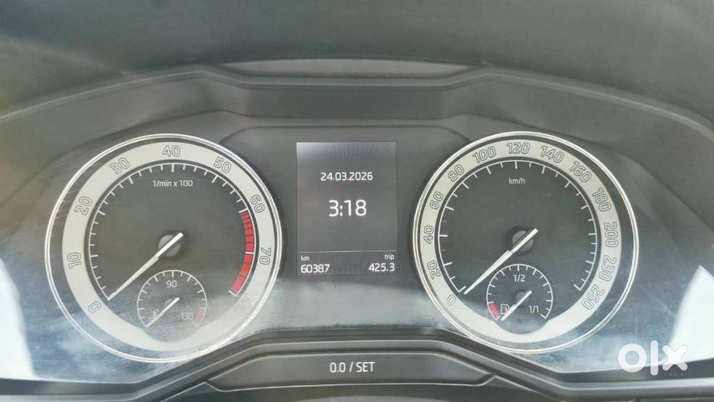 Skoda Superb Lk 1.8 Tsi At, 2016, Petrol