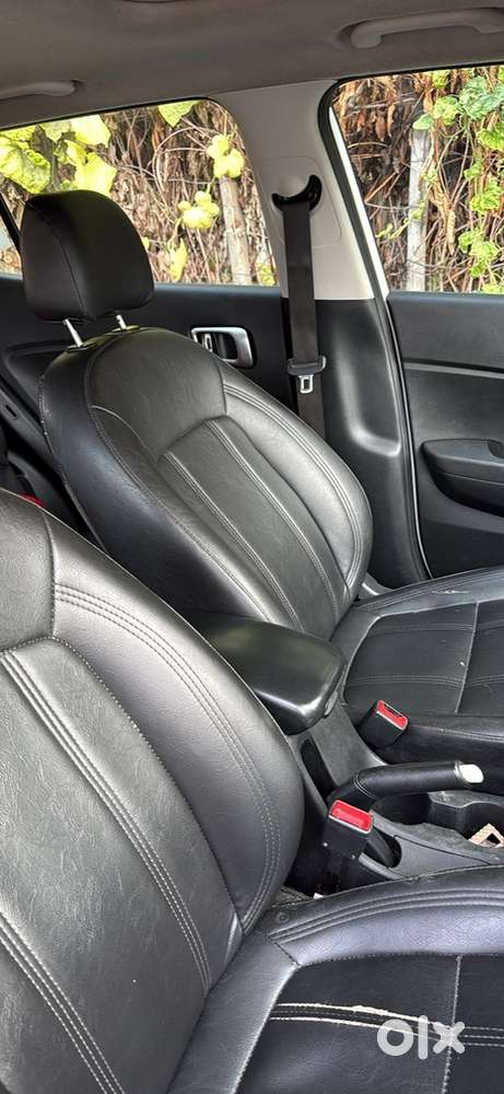 Hyundai Venue Diesel Manual 2021