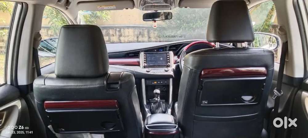 Toyota Innova Crysta 2021