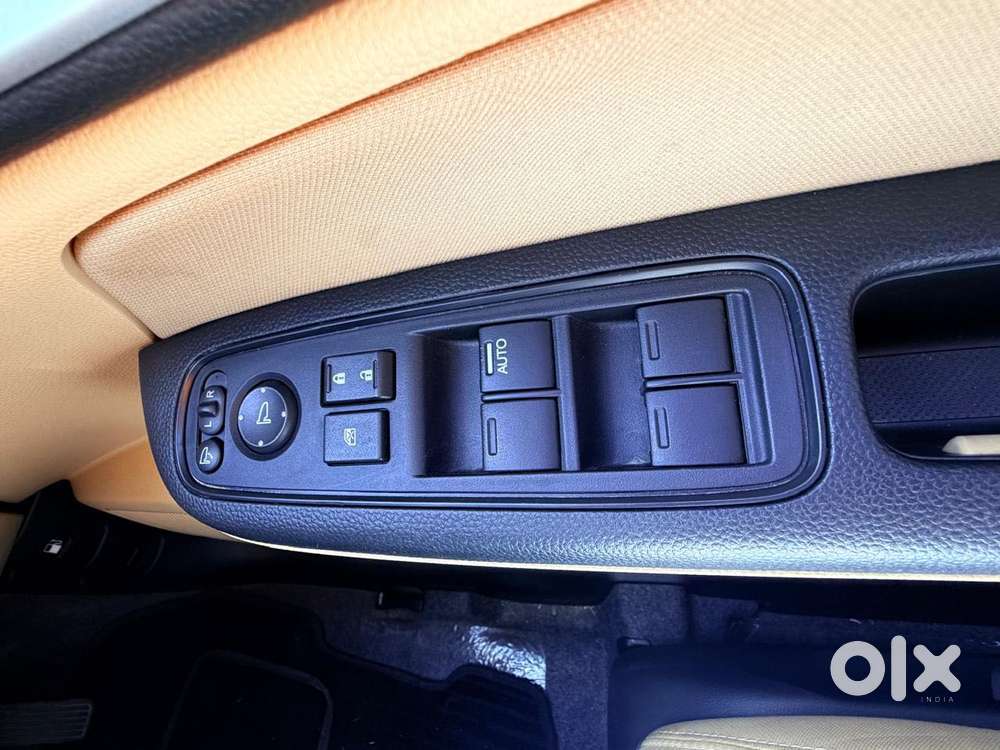 Honda Amaze Zx 1.2 Petrol Mt, 2023, Petrol