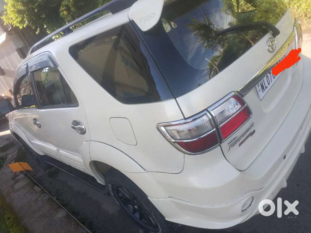 Toyota Fortuner Anniversary Edition- 4x4diesel 2010