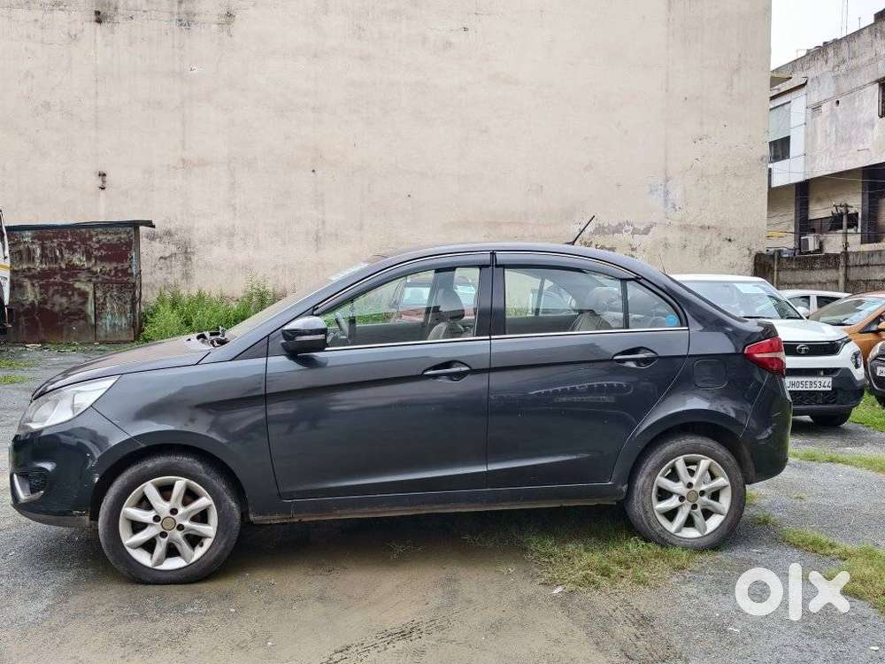 Tata Zest 1.2 Revotron Xt, 2017, Petrol