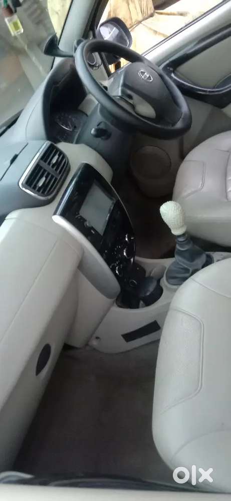 Nissan Terrano 2014 Diesel 200000 Km Driven Abs: Yes Accidental :no