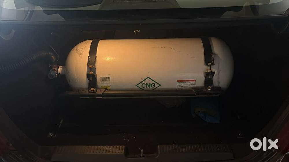 Maruti Suzuki Dzire 2022 Cng & Hybrids 33600 Km Driven