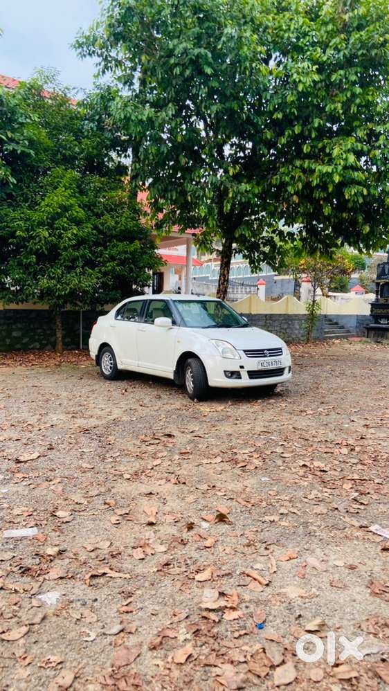 Maruti Suzuki Swift Dzire 2010 Petrol Well Maintained