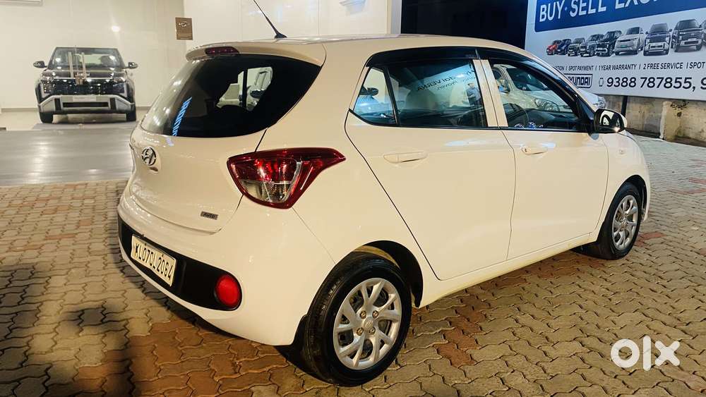 Hyundai Grand I10 Magna O At Petrol, 2017, Petrol