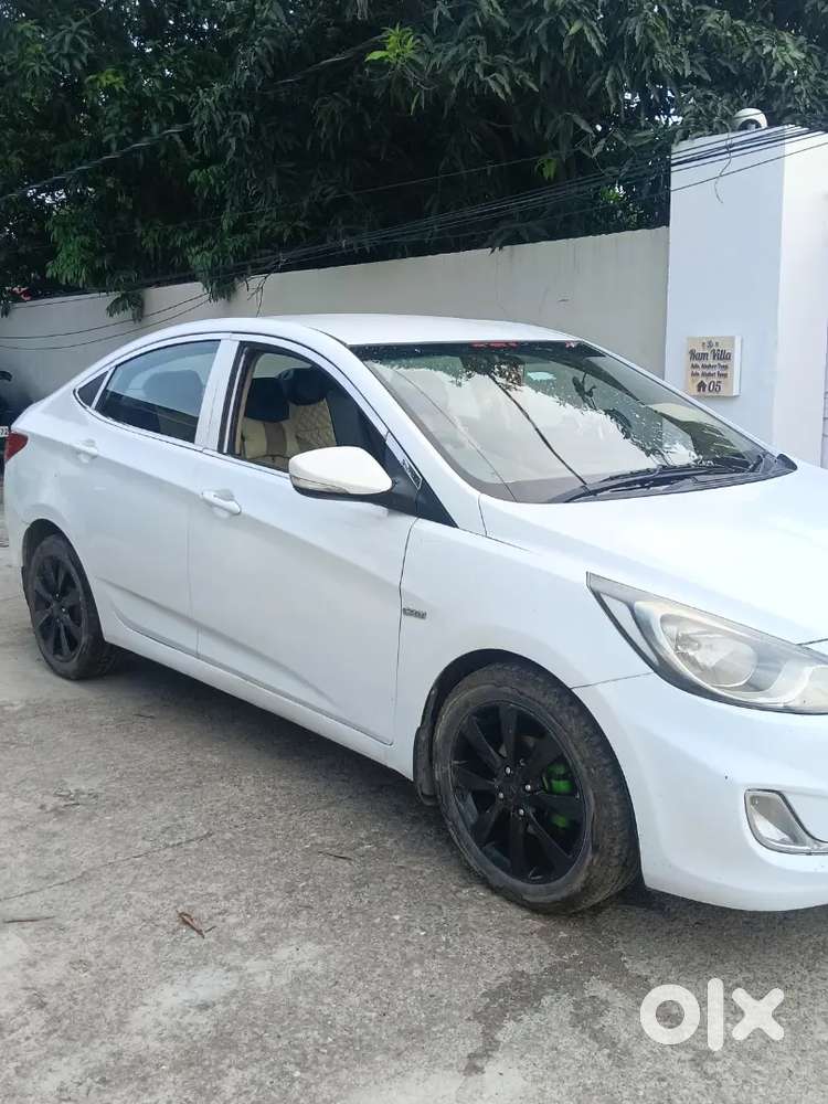 Hyundai Verna 1.6 Sx 2012