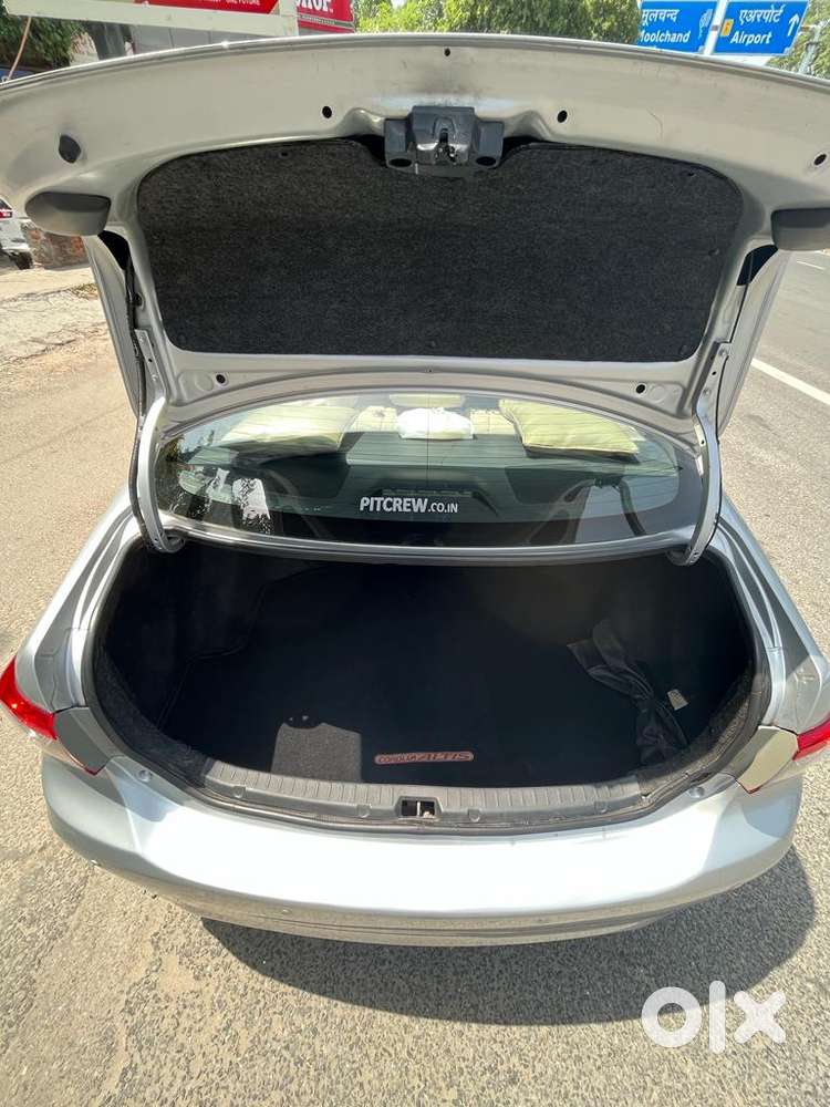 Toyota Corolla Altis G Hv At, 2013, Petrol