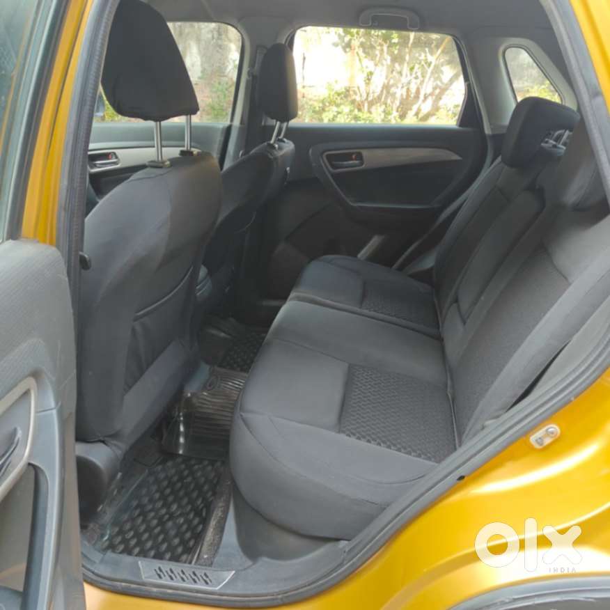 Maruti Suzuki Brezza Zdi+ Dual Tone, 2016, Diesel