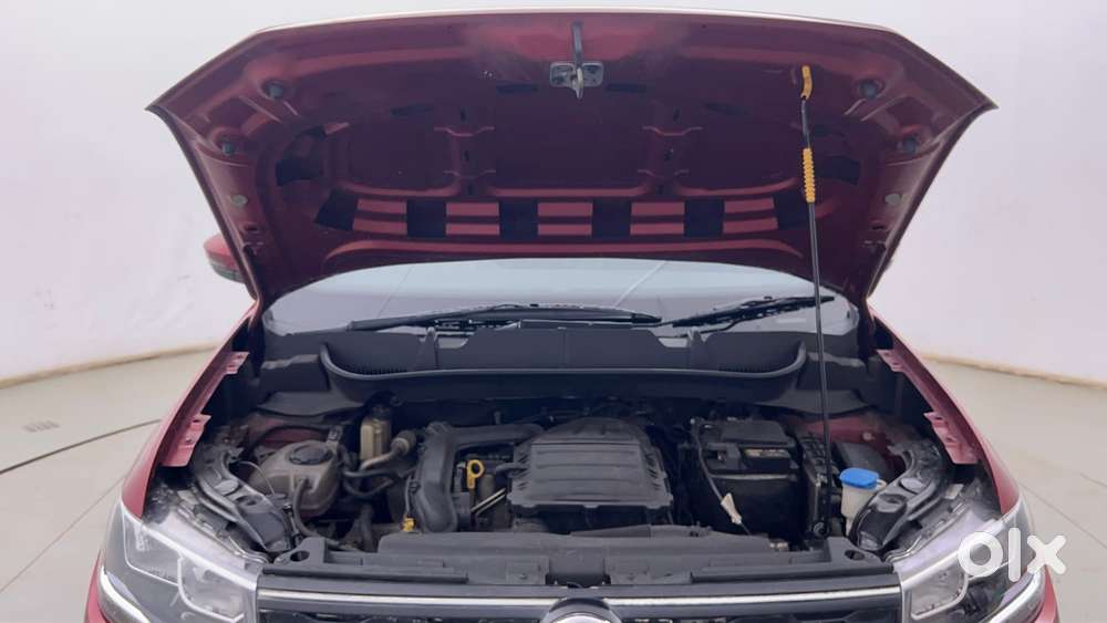Volkswagen Taigun 1.0 Tsi Highline At, 2022, Petrol