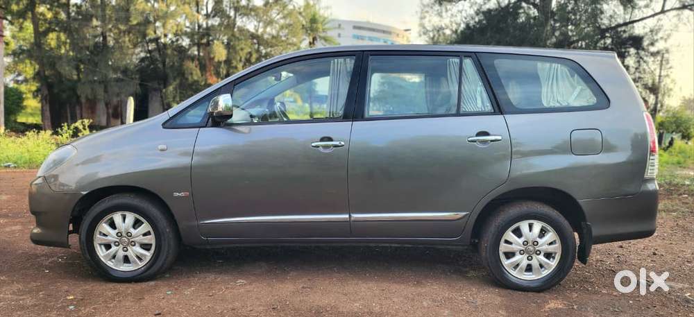 Toyota Innova 2.5 Vx 8 Str, 2009, Diesel