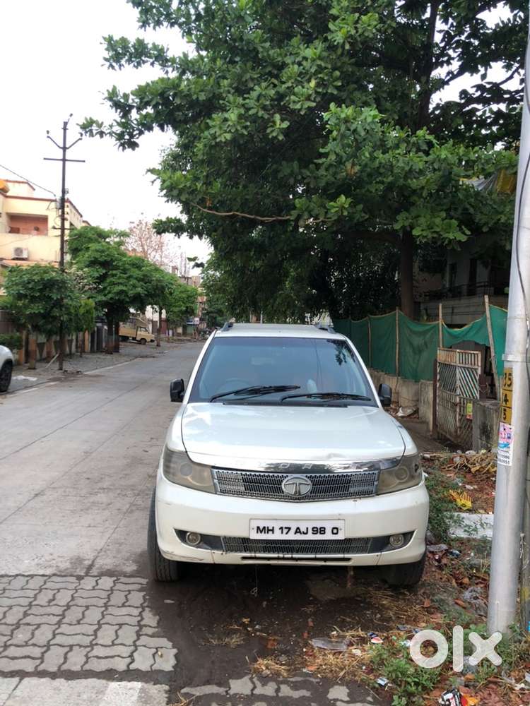 Tata Safari Storme 2013
