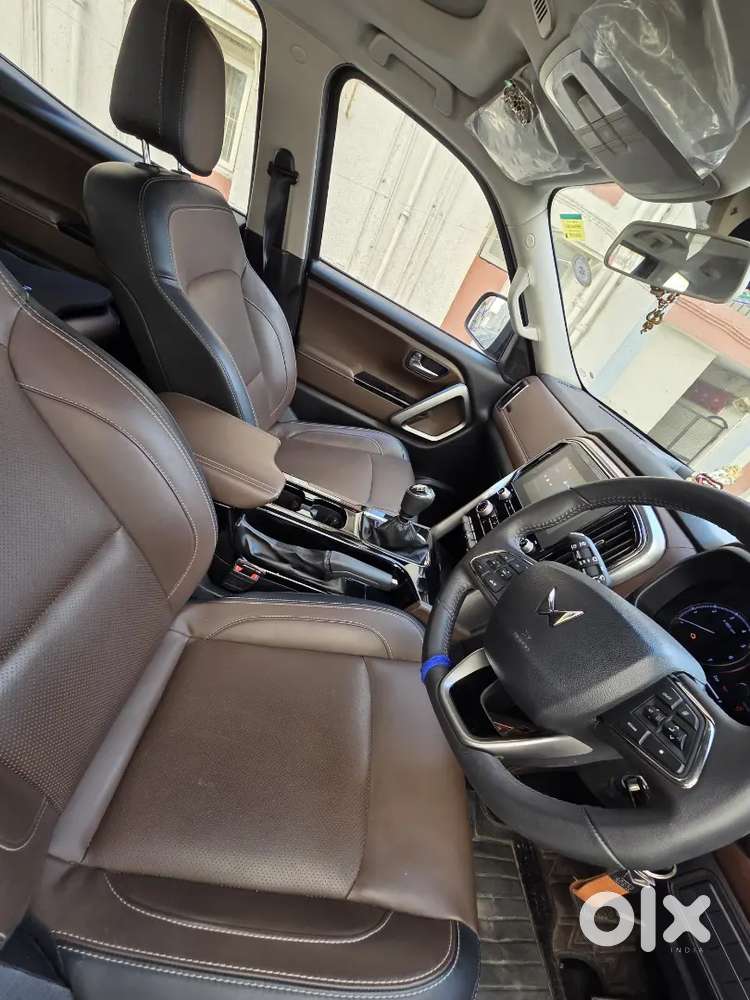 Mahindra Scorpio N Z8 Select 2025 Diesel 13600 Km Driven