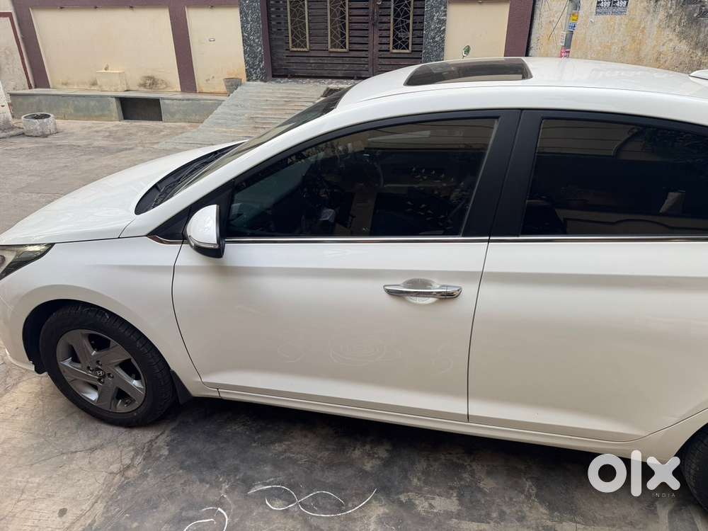Hyundai Verna 2022 Petrol Well Maintained