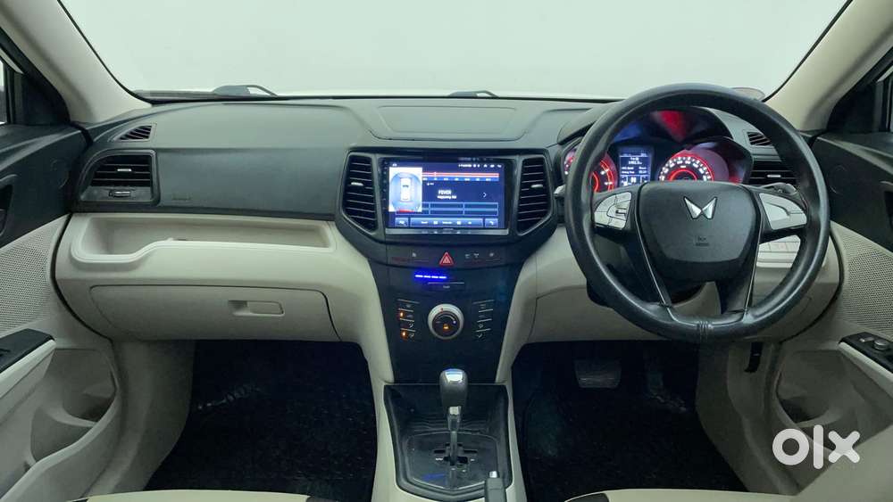 Mahindra Xuv300 1.2 W6 Amt Petrol, 2022, Petrol