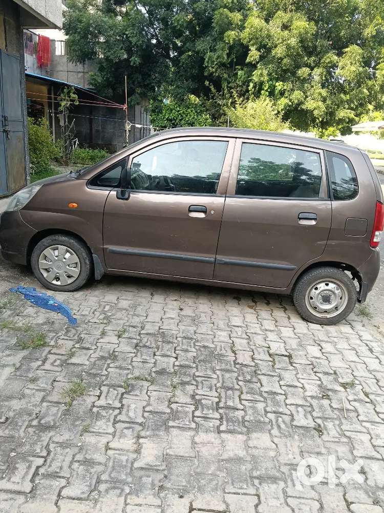 Maruti Suzuki Estilo Lxi 2011