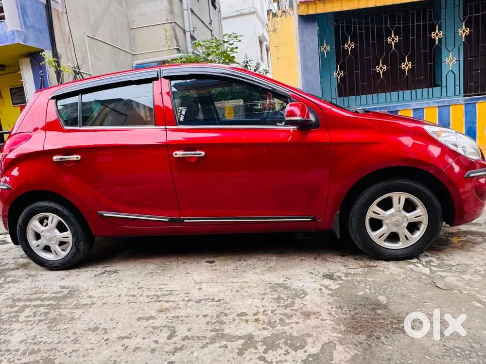 Hyundai I20 Sportz Crdi 2010 Model