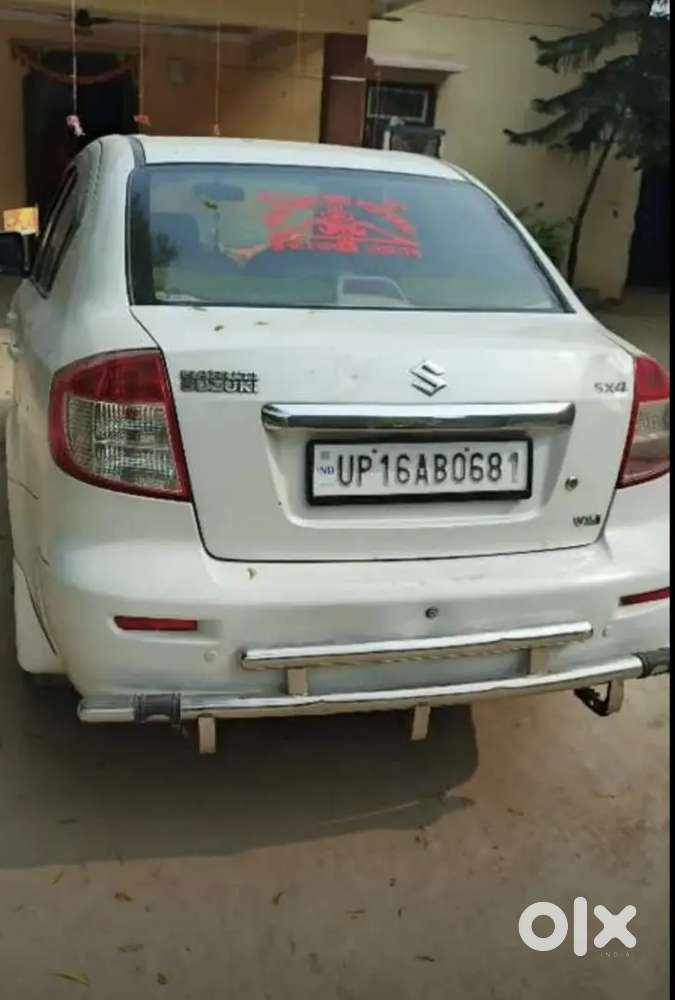 Dusari Leni Hai Gadi Mast Hai Koi Kam Nahi Hai