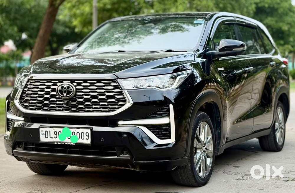 Toyota Innova Hycross 2.0 Zx (o) Hybrid 7 Str, 2025, Petrol