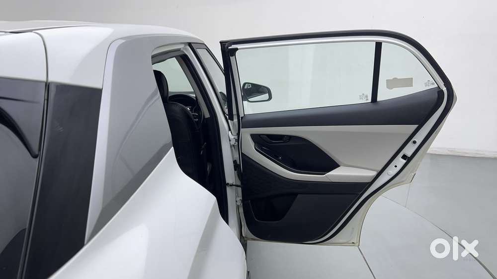 Hyundai Creta 1.5 Ex Petrol, 2022, Petrol